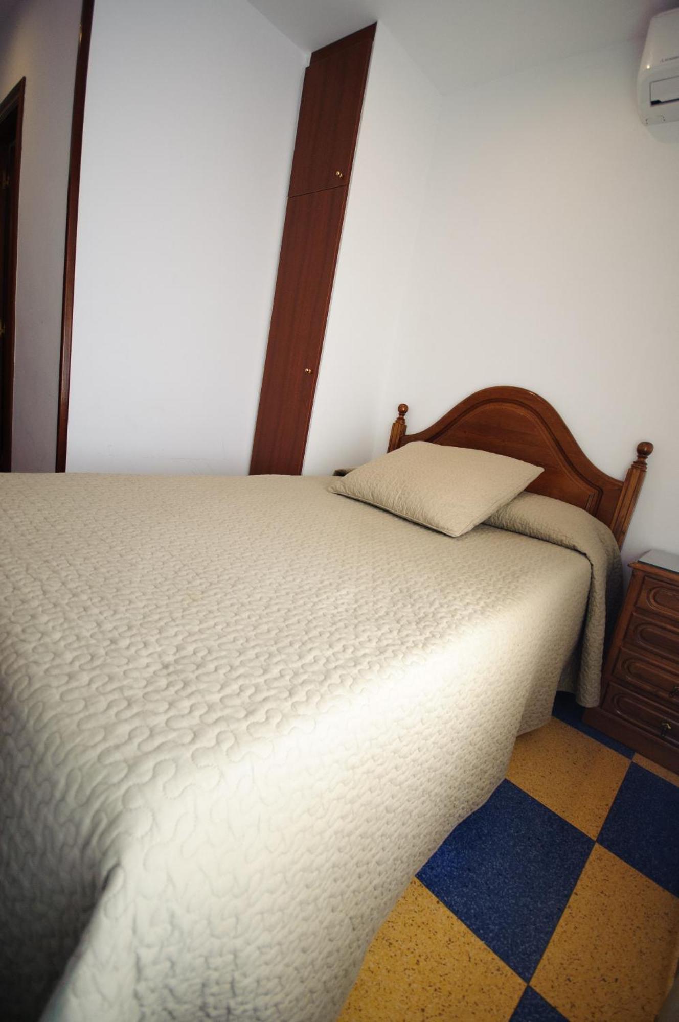 Hostal Restaurante La Trucha Бенавенте Номер фото