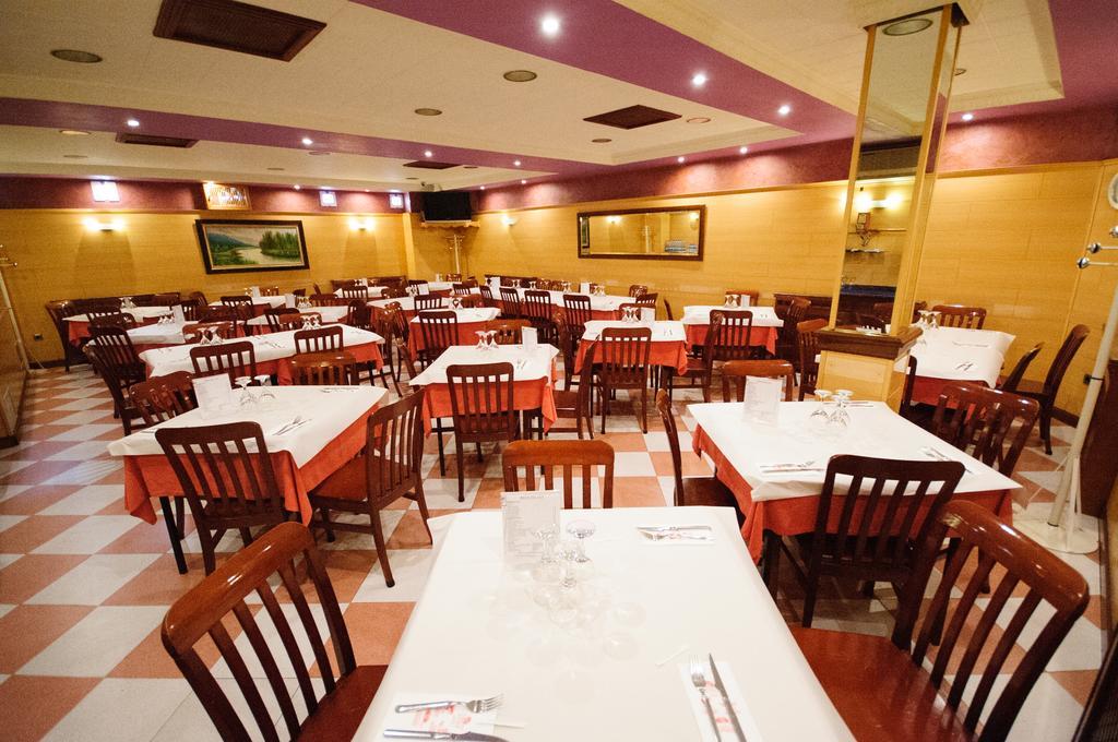 Hostal Restaurante La Trucha Бенавенте Экстерьер фото